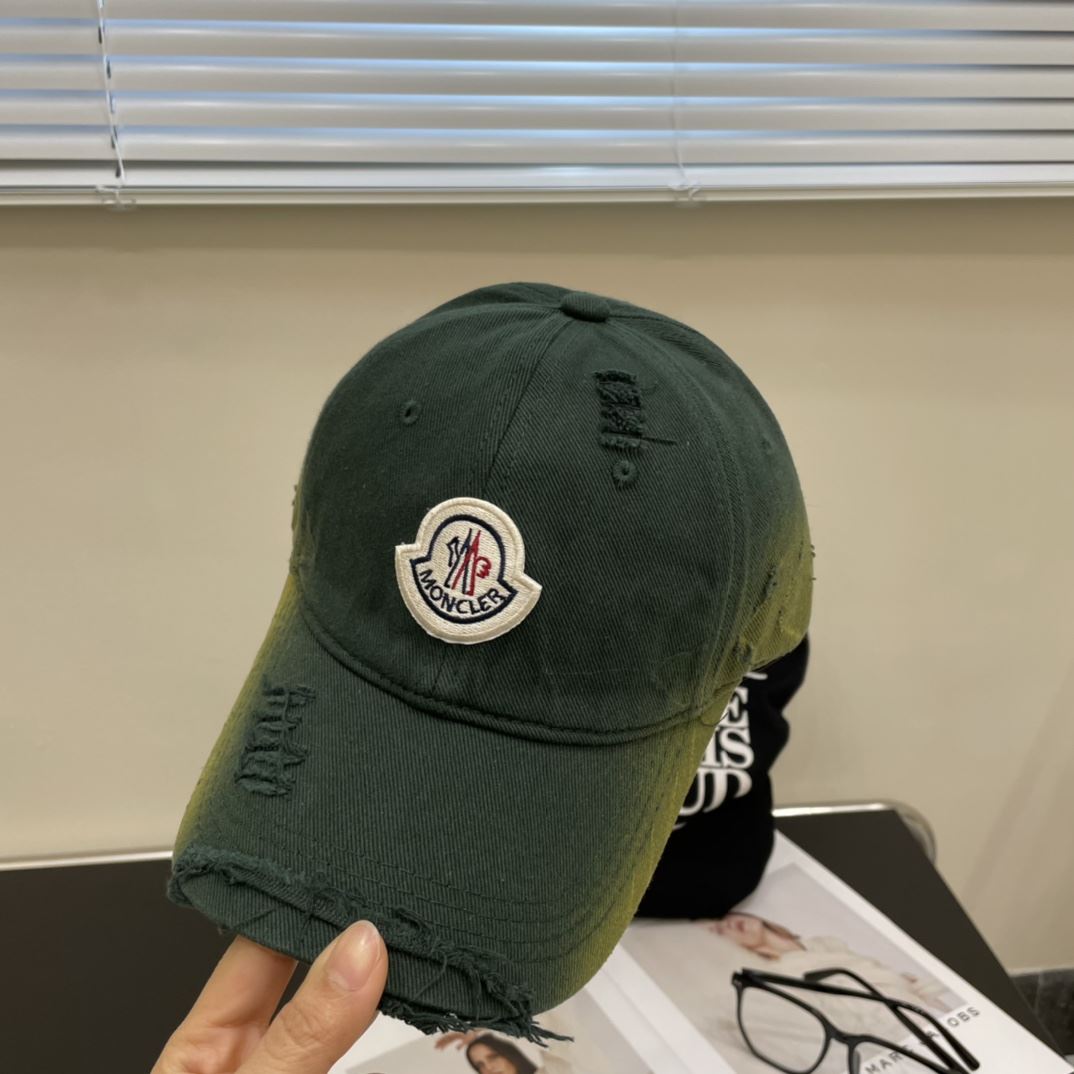 Moncler Caps